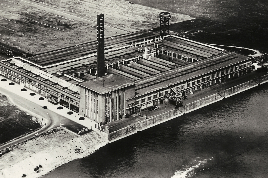 Ford präsentiert Glanzstücke aus 80 Jahren Kölner Produktion