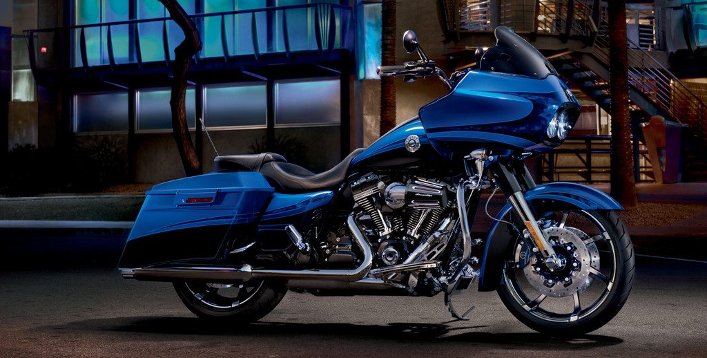 Harley-Davidson CVO Road Glide Custom.