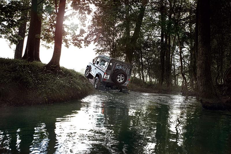 Land Rover Defender mit neuem Dieselmotor