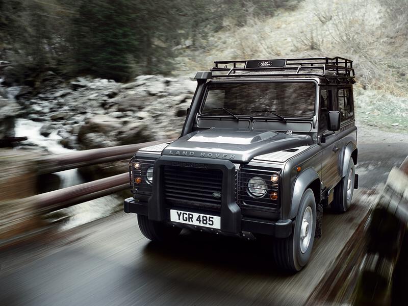 Land Rover Defender mit neuem Dieselmotor