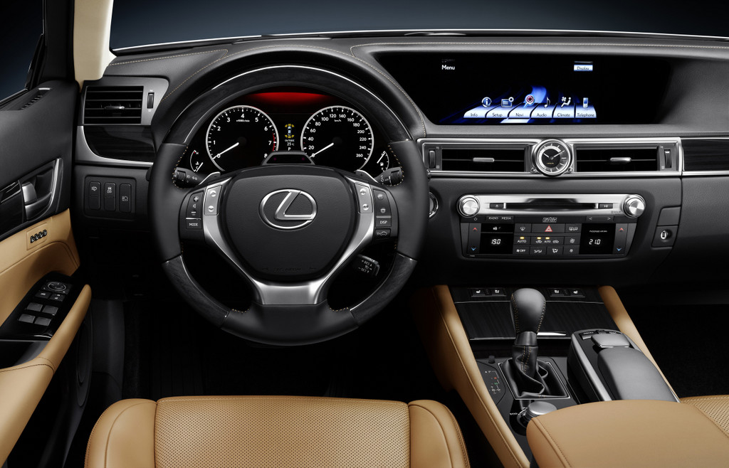 Lexus GS 350.