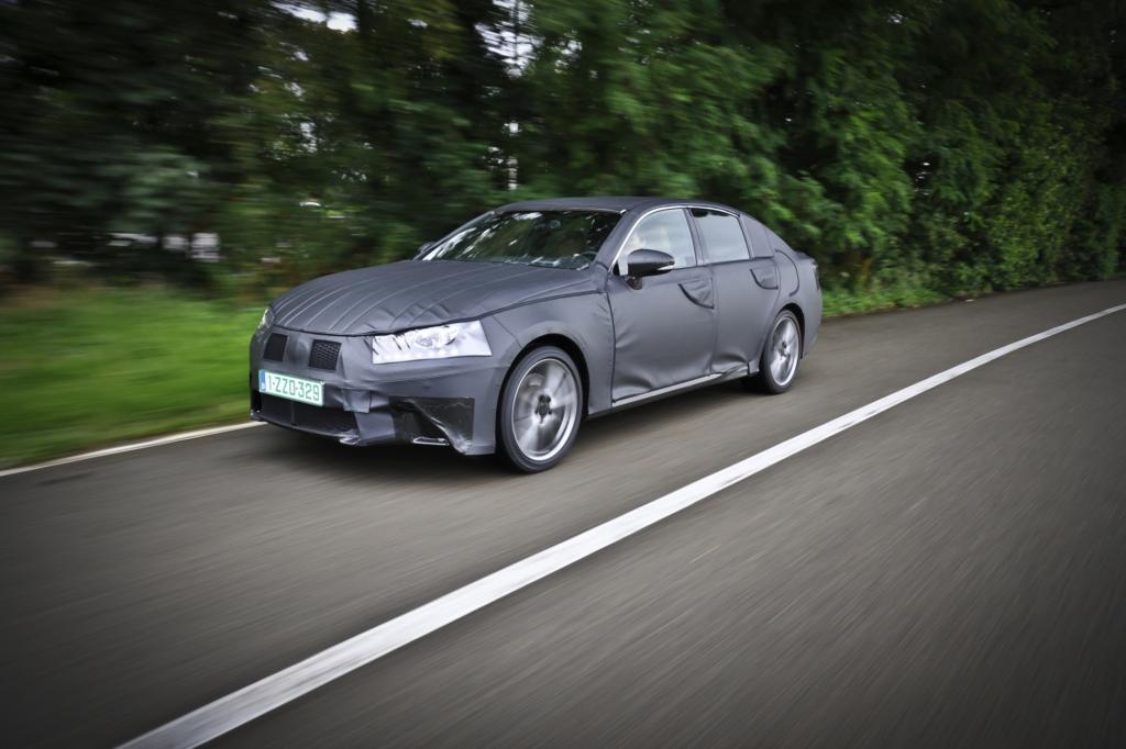 Lexus setzt auch beim GS auf den Hybridantrieb