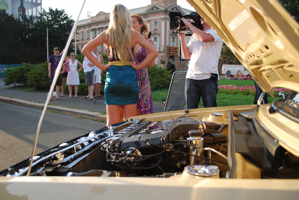 MISS TUNING-Kalender 2012: Mandy Lange zum Fotoshooting in Kroatien