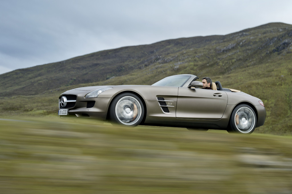 Mercedes-Benz SLS AMG Roadster.