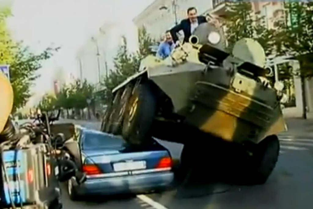 Mit dem Panzer gegen Falschparker