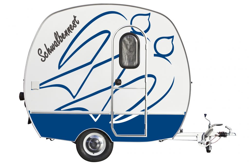 Mit neuem Außendesign zeigt sich der Kult-Wohnwagen Schwalbennest. 