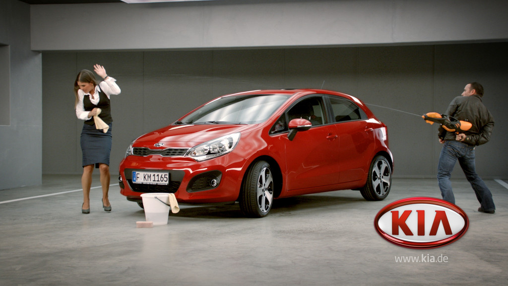 Nach der Kampagne für den Sportage kooperiert Kia zur Einfürhung des Rio erneut mit der RTL-Serie „Alarm für Cobra 11“.