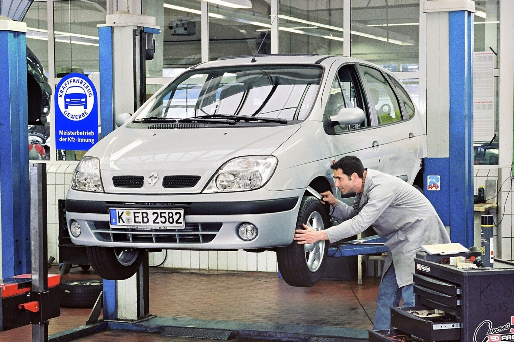 Neue Kfz-Ausbildung für Berufsschullehrer