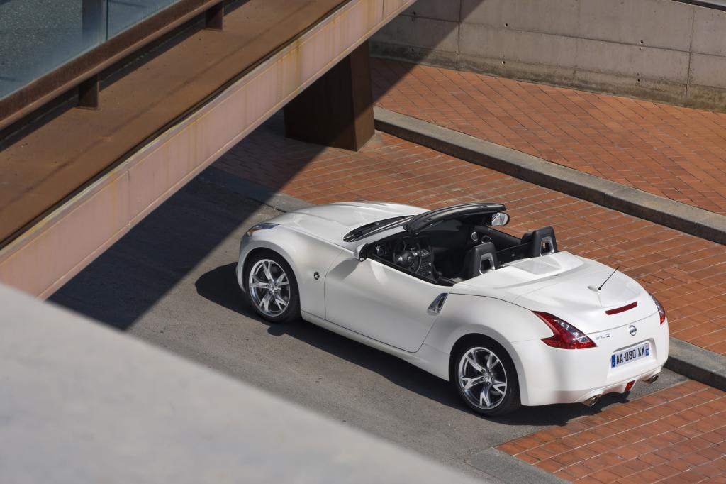 Nissan 370Z 
