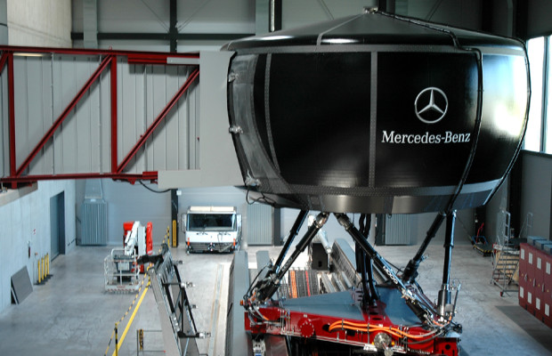 Noch intensiver: Neue B-Klasse von Mercedes im (Fahrsimulator-)Test