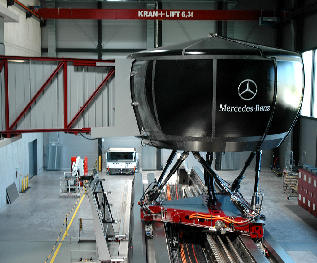 Noch intensiver: Neue B-Klasse von Mercedes im (Fahrsimulator-)Test