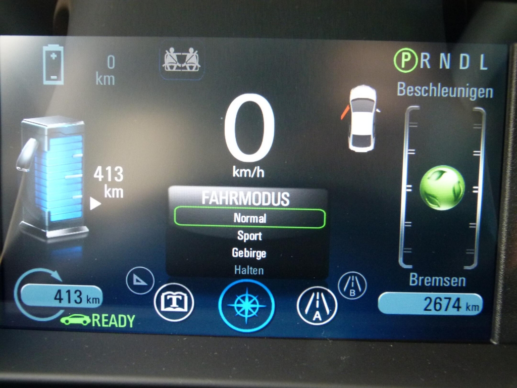 Opel Ampera.
