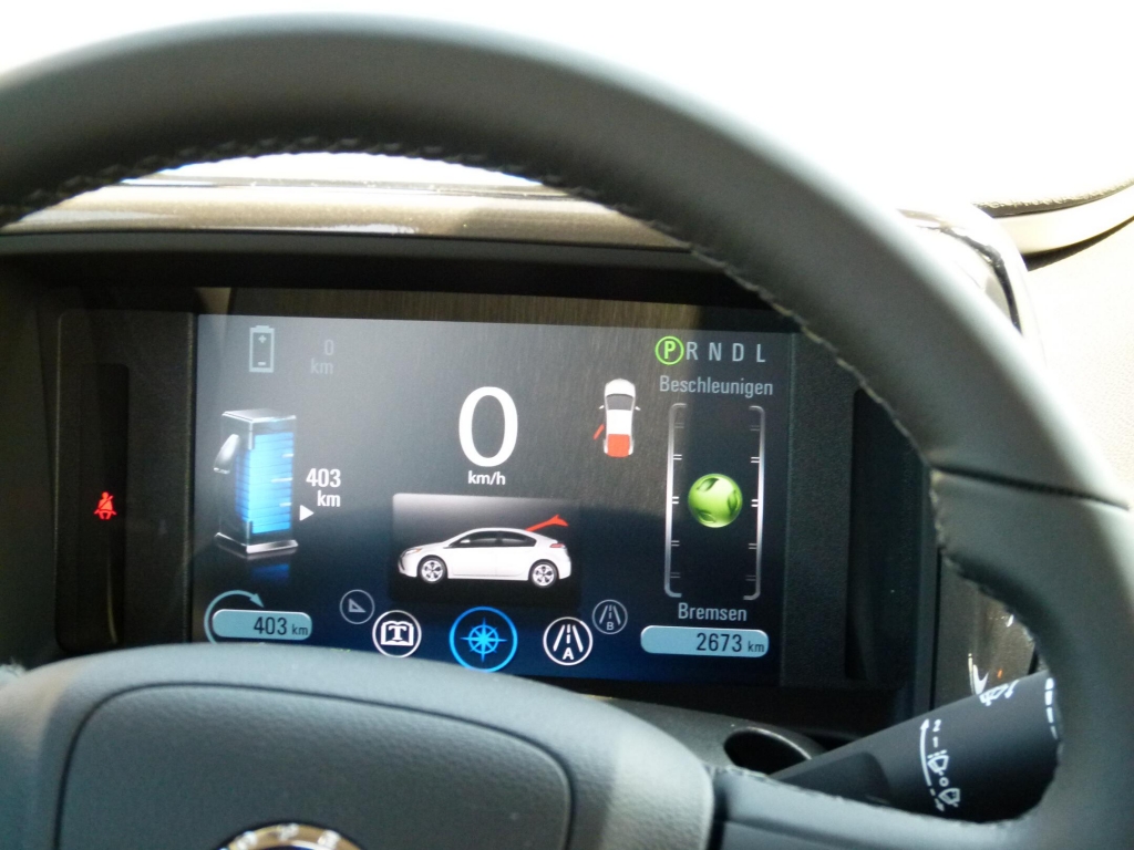 Opel Ampera.