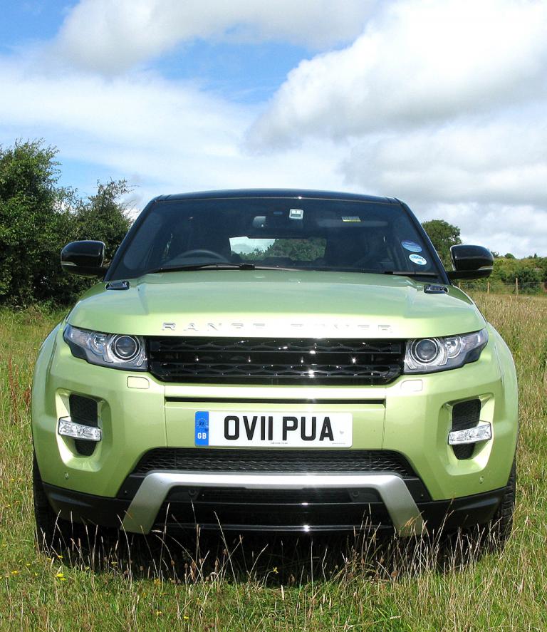 Range Rover Evoque: Blick auf die Frontpartie, hier des dreitürigen Coupés. 