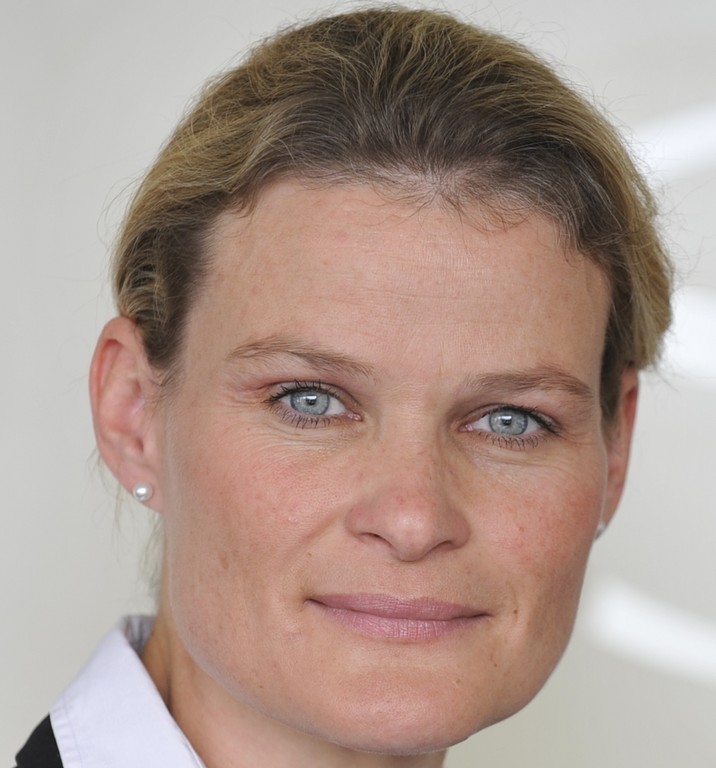 Sandra Tibor.