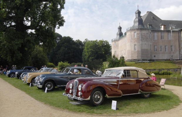 Schloss Dyck Classic Days: Automobiles Schaulaufen der anderen Art