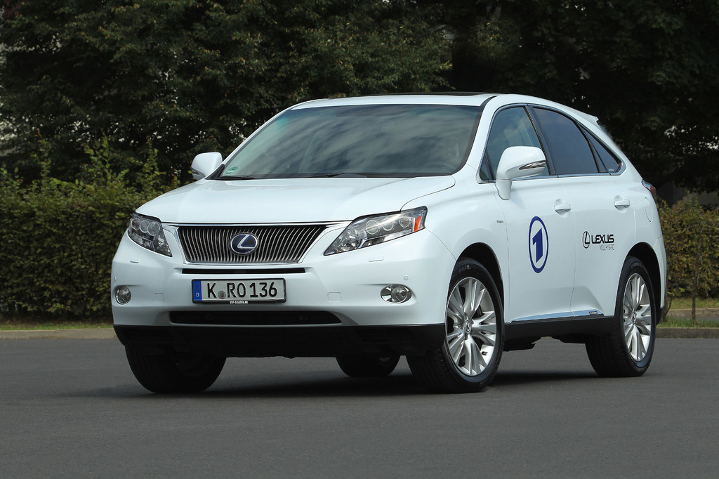 Shuttle-Fahrzeug Lexus RX 450h.