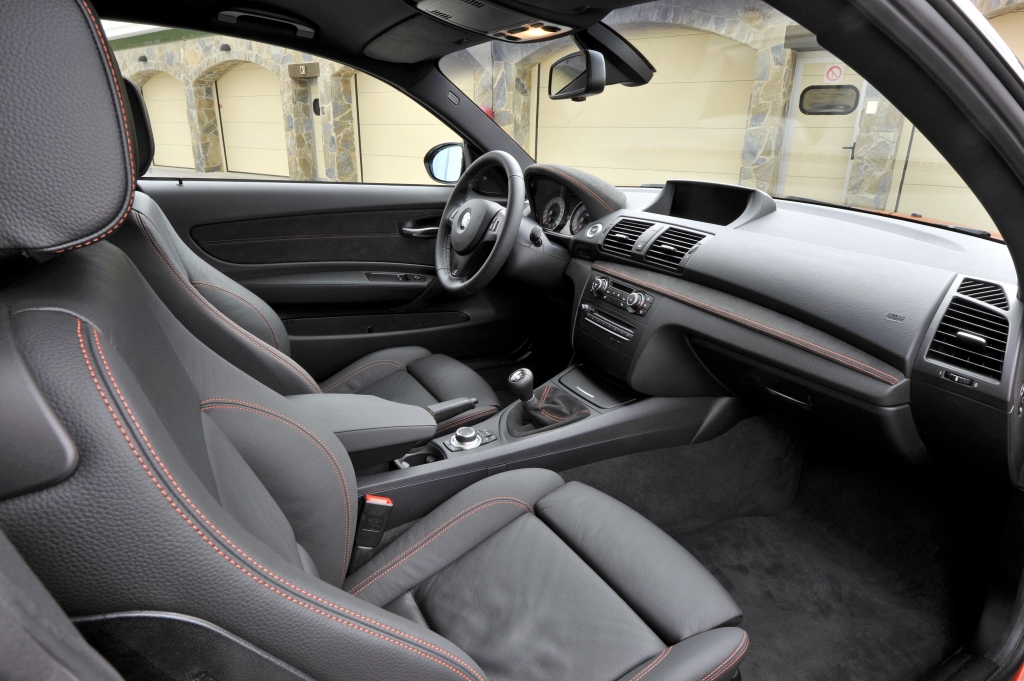 Test: BMW 1er M Coupé - Schau! Mich! An!