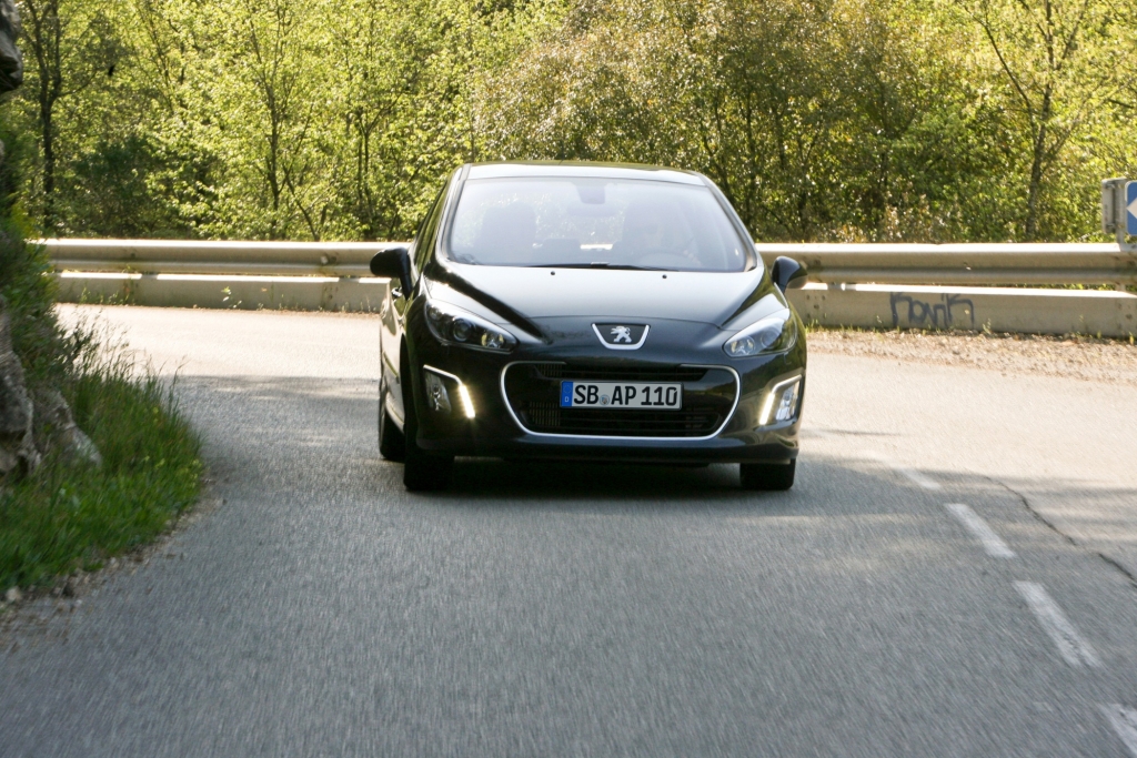 Test: Peugeot 308 e-HDI - Überredet zur Gelassenheit
