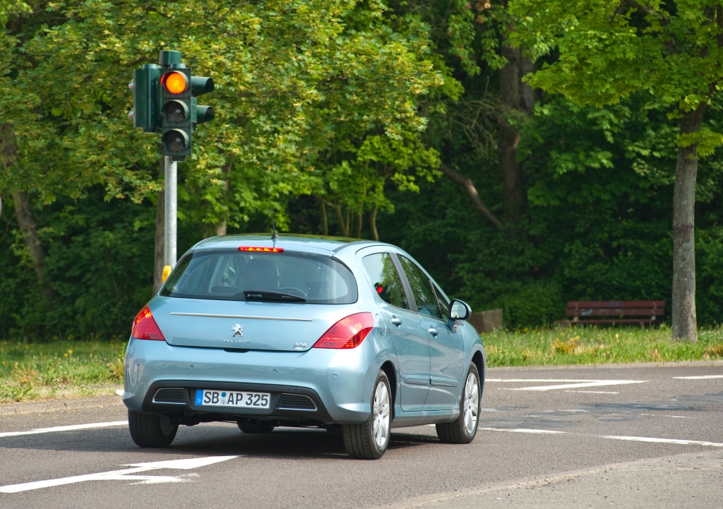 Test: Peugeot 308 e-HDI - Überredet zur Gelassenheit
