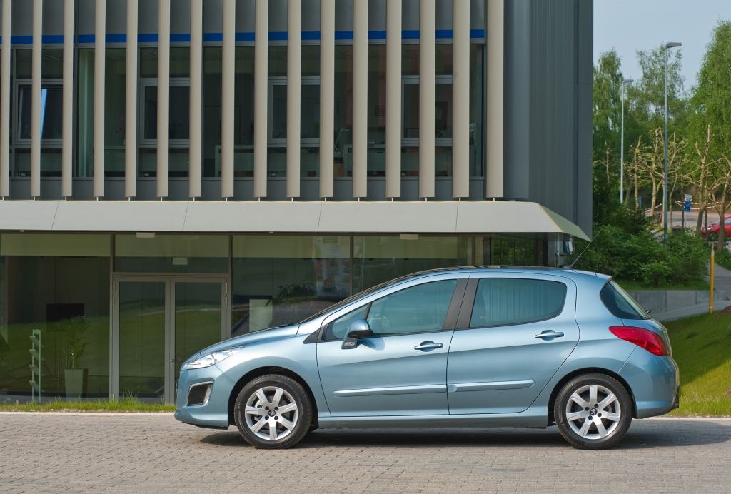 Test: Peugeot 308 e-HDI - Überredet zur Gelassenheit