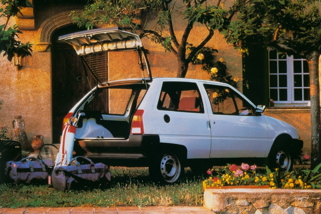 Tradition: 40 Jahre Citroen Kleinwagen - Sparsame Spatzen und schicke Stadtflitzer 