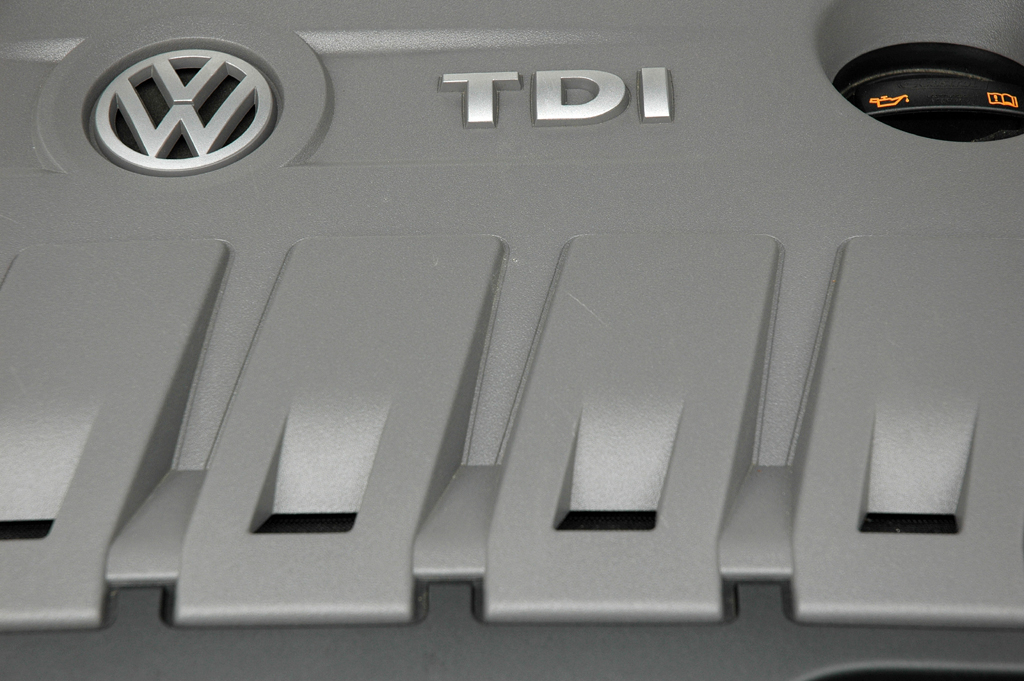 VW Passat CC: Blick auf den 2,0-Liter-Selbstzünder. 