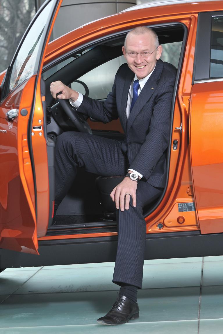 Weltweit die Nummer vier im Autogeschäft und auch hierzulande im Aufwind: Kein Wunder, dass Kia-Deutschland-Geschäftsführer Martin van Vugt gut lachen hat. 