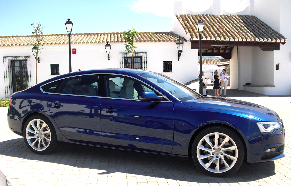 Audi A5: So sieht der Sportback von der Seite aus. 