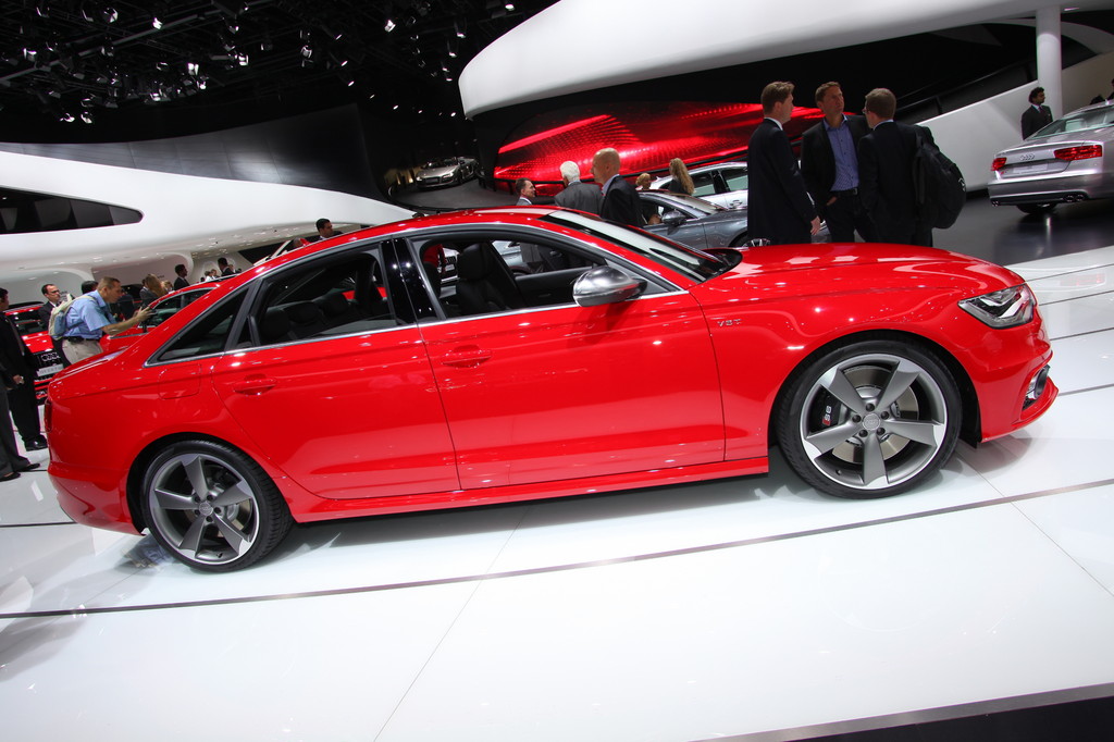 Audi S6.