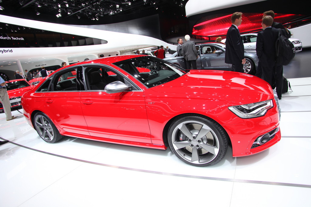 Audi S6.