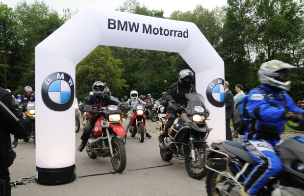 BMW ruft zur GS-Challenge 2012 auf