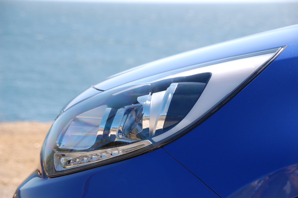 CO2-Rekord und spannendes Design - Kia schickt den neuen Rio ins Rennen. 