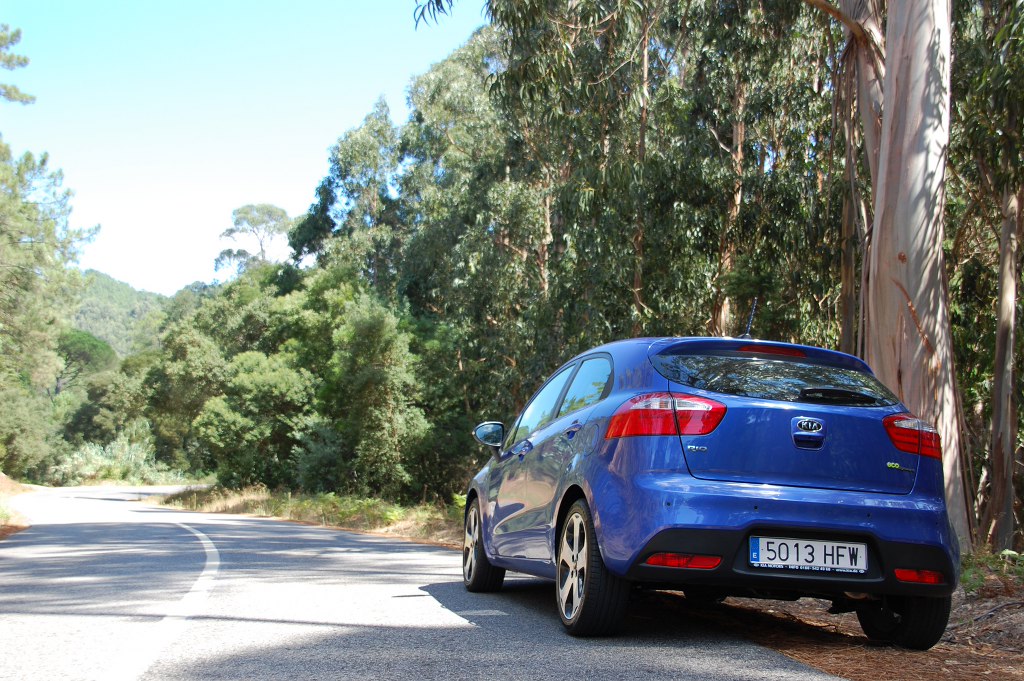 CO2-Rekord und spannendes Design - Kia schickt den neuen Rio ins Rennen. 