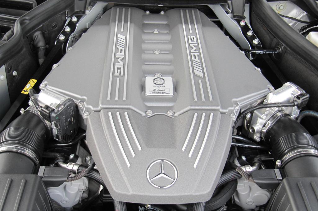 Das Herzstück: 6,2-Liter-V8-Frontmittel-Motor mit 571 PS