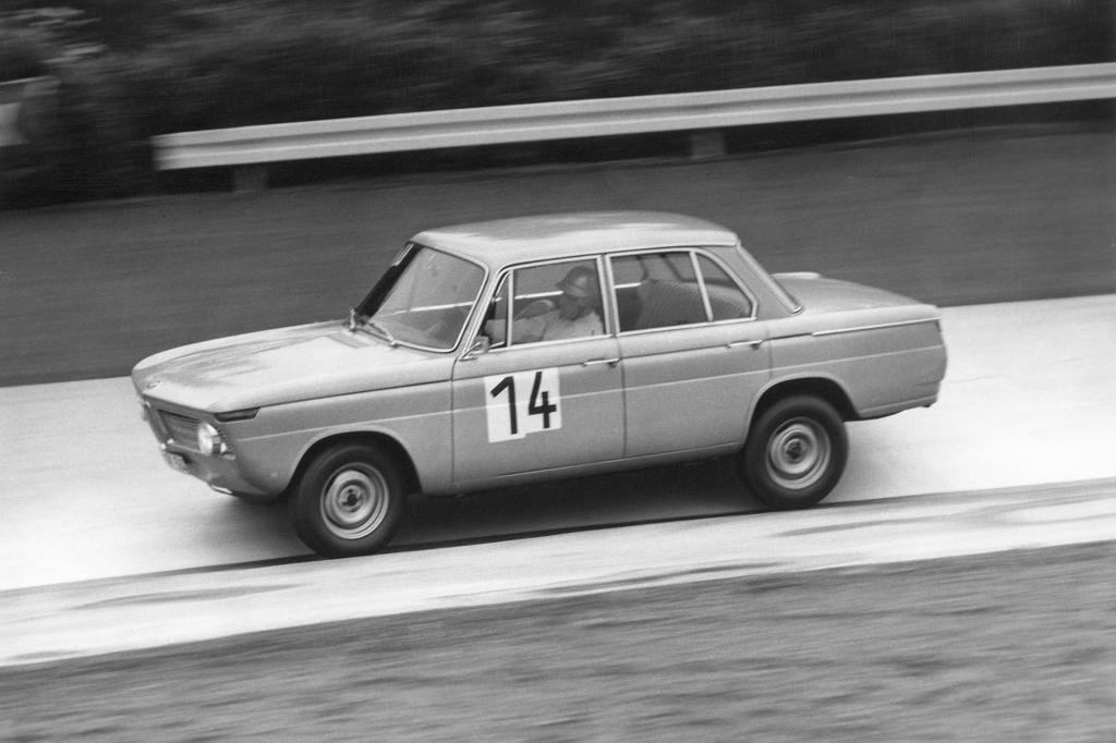 Der BMW 1800 TI war bereits in der 60er Jahren eine sehr gut motorisierte Limousine