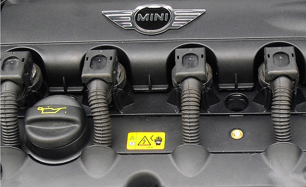Der (Helm-)Individualist: Das neue Coupé ist der erste Zweisitzer von Mini