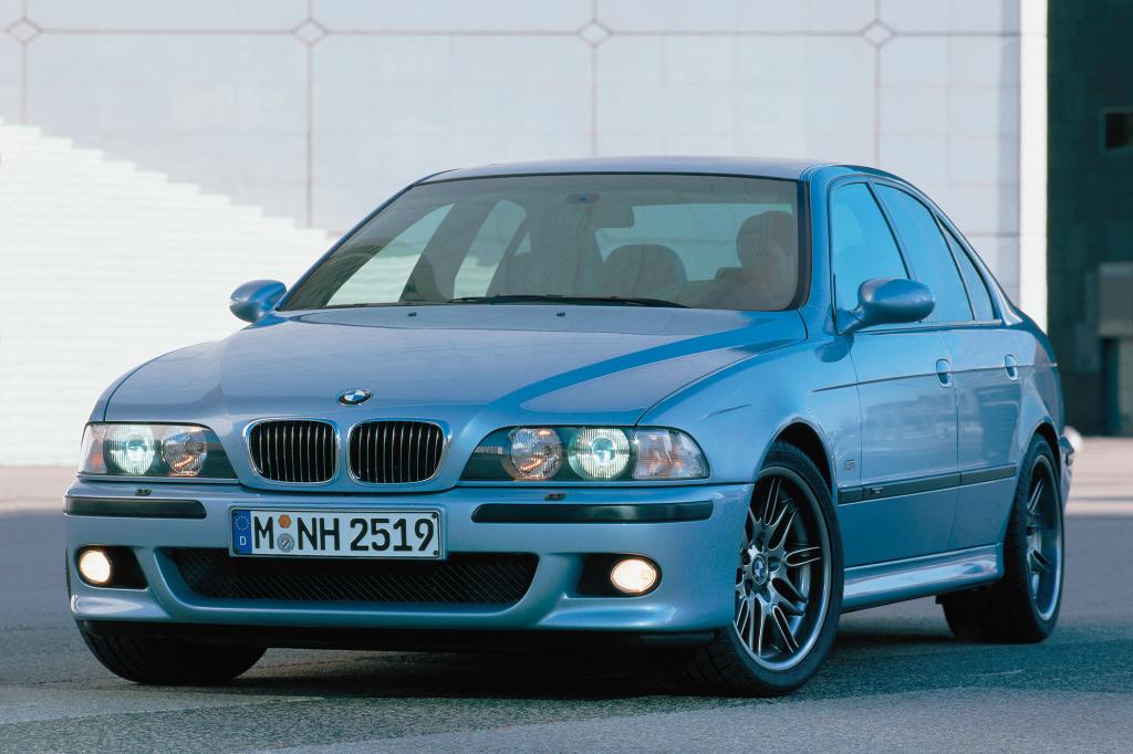 Der M5 der Baureihe E39 kam mit einem 400 PS starken V8-Motor auf den Markt
