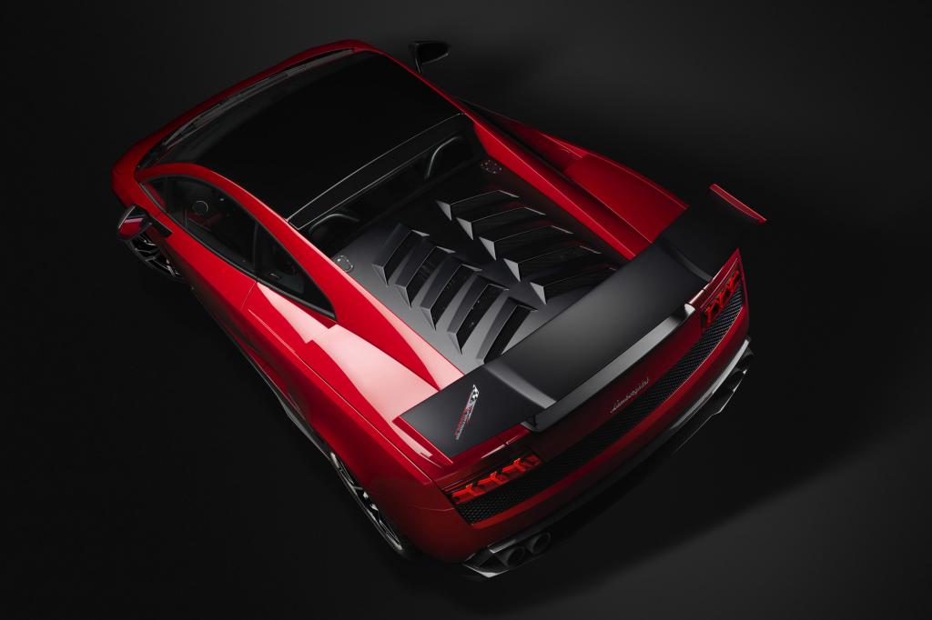 Der V10 kommt auf 570 PS
