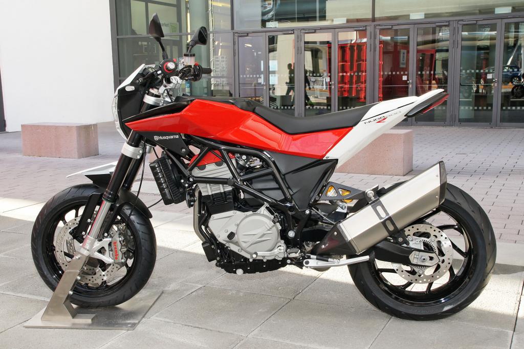 Die Husqvarna Nuda 900 ist neu