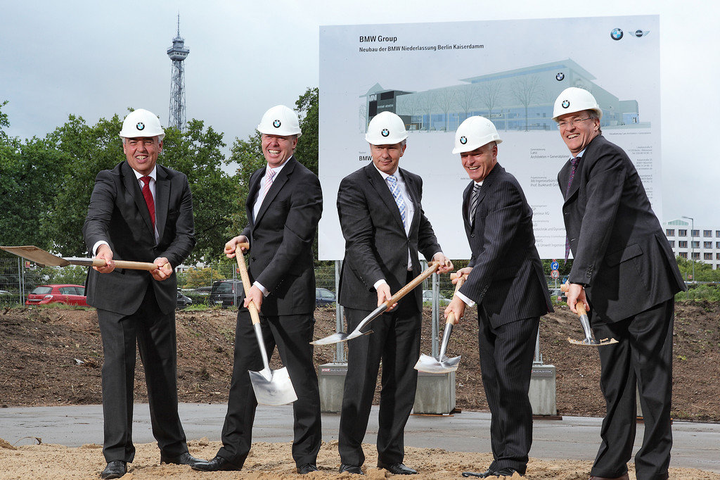 Erster Spatenstich für neue BMW-Niederlassung Berlin