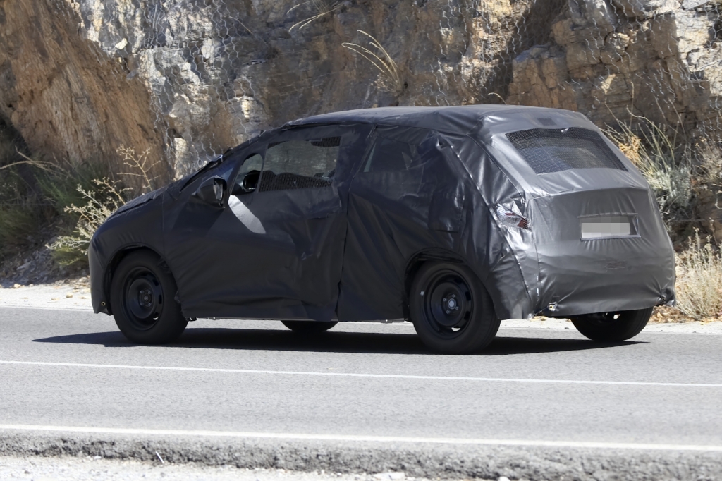 Erwischt – Erlkönig Peugeot 208