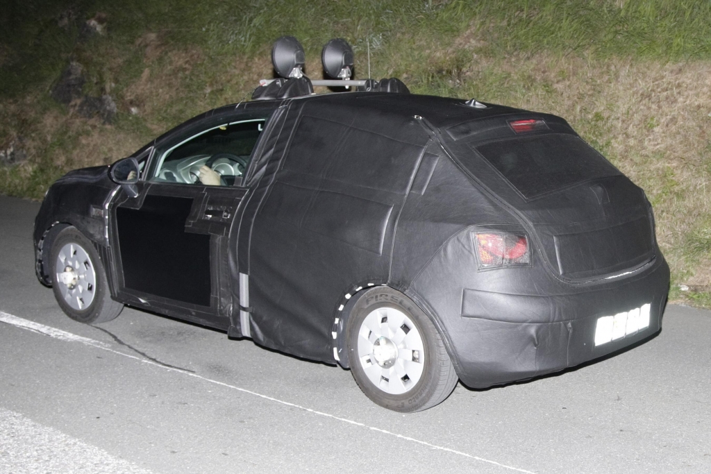 Erwischt: Erlkönig Seat Ibiza – Kompakter Spanier auf Nachtschicht