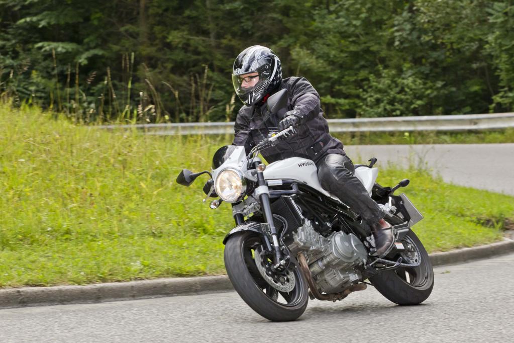 Fahrbericht Hyosung GT 650i Naked: Eine Frage des Preises