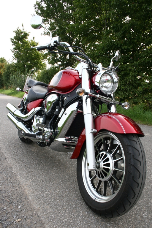 Fahrbericht Hyosung ST 700i: Artgerechter Auftritt