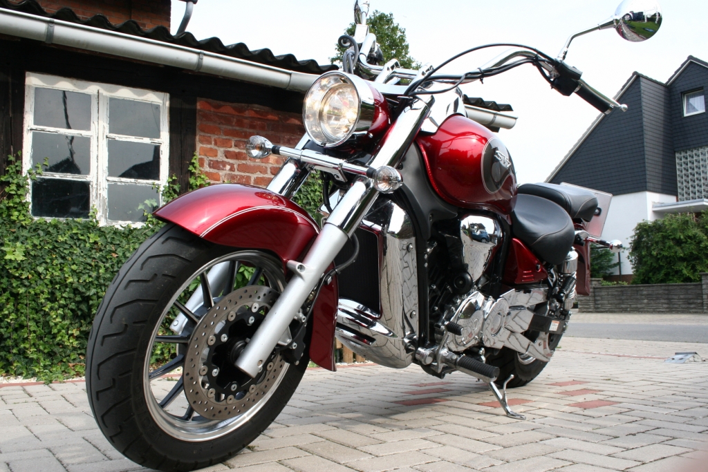 Fahrbericht Hyosung ST 700i: Artgerechter Auftritt