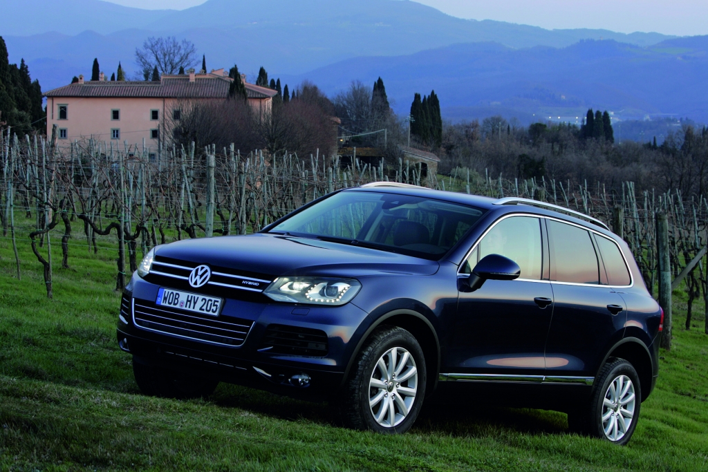 Fahrbericht VW Touareg Hybrid: Dickschiff auf Schleichfahrt