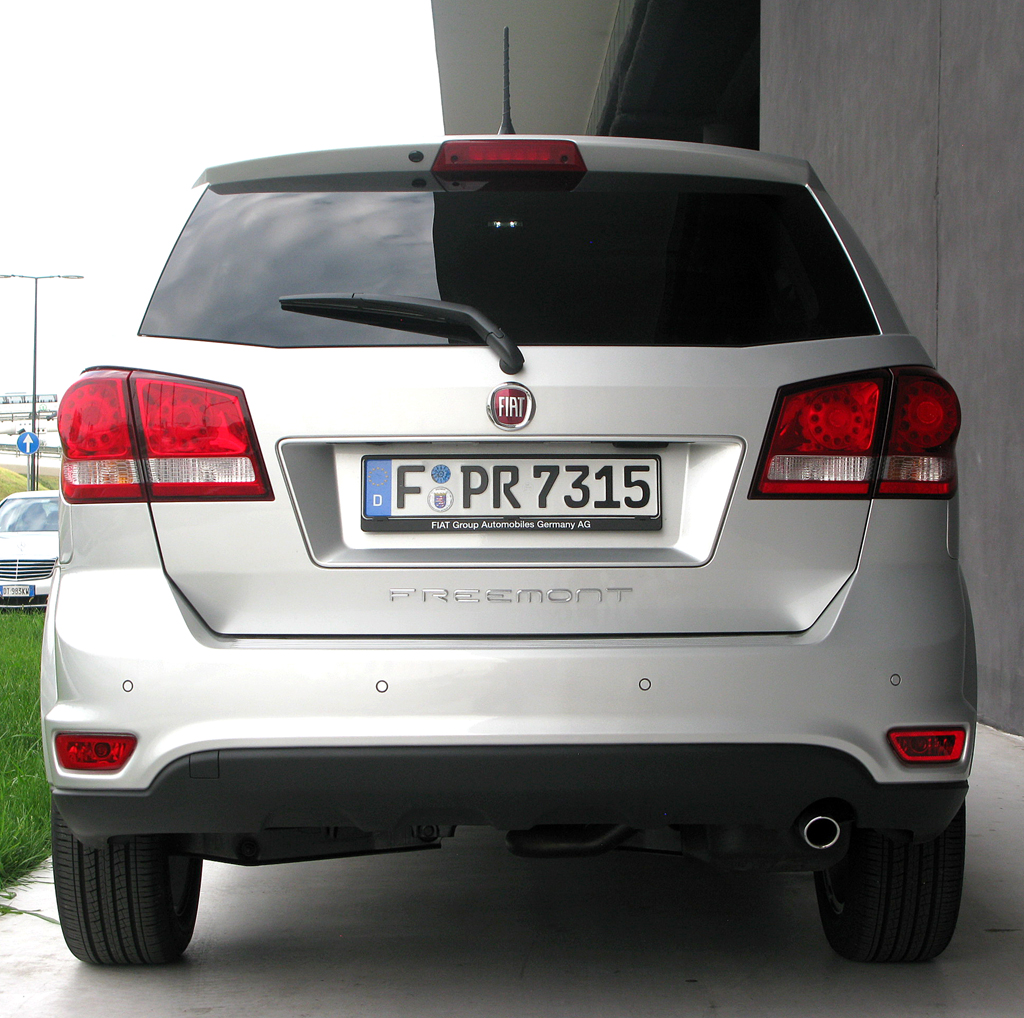 Fiat Freemont: Blick auf die Heckpartie. 