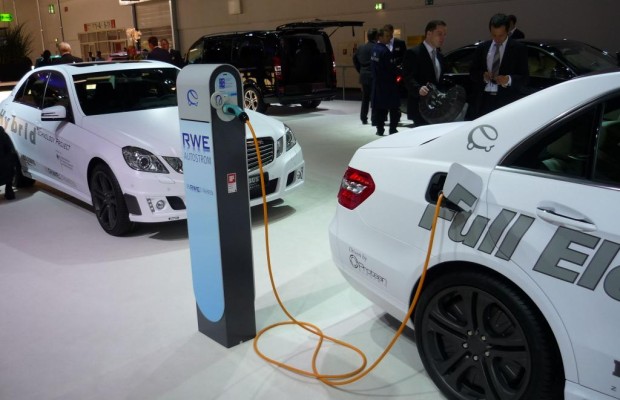 Gleichstrom-Tankstellen: E-Auto in 15 Minuten 