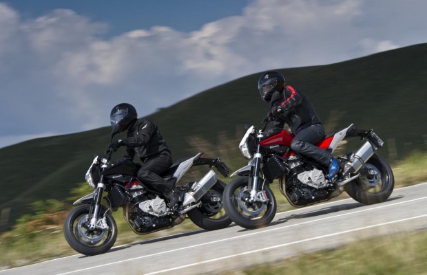 Husqvarna Nuda 900 - Zweizylinder serienmäßig